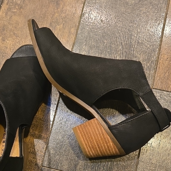 LUCKY Black Ankle Boot/sandals - Picture 3 of 7